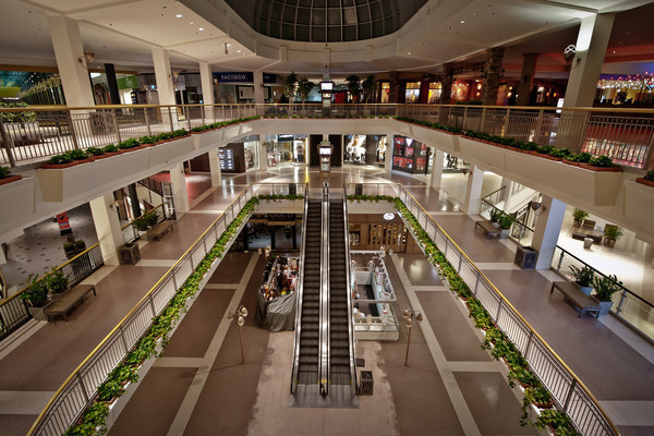 Un nou mall se deschide mâine în România. Pariul de 40 mil. euro al gigantului imobiliar NEPI Rockcastle