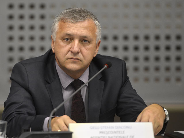 Este INIMAGINABIL ce se petrece: Cea mai nouă lege aprobată de PSD. ”A ȘTERS toate datoriile șmecherilor și baronilor locali”