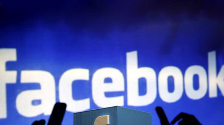 O nevăzătoare din Thailanda, condamnată la închisoare, pentru o postare pe Facebook
