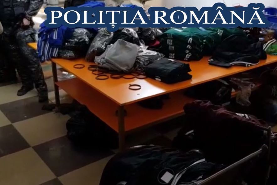 Mafia hainelor contrafăcute din București. Peste 3.000 de articole de îmbrăcăminte, confiscate. Prejudiciul, 500.000 euro