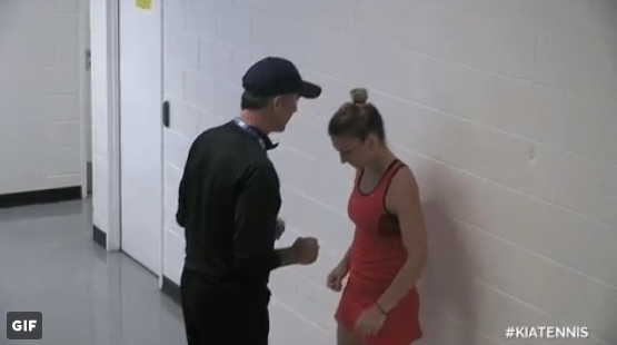 Simona Halep, AMENDATĂ de organizatorii Australian Open/ Suma pe care urmează să o primească sportiva pentru prestația de la turneu