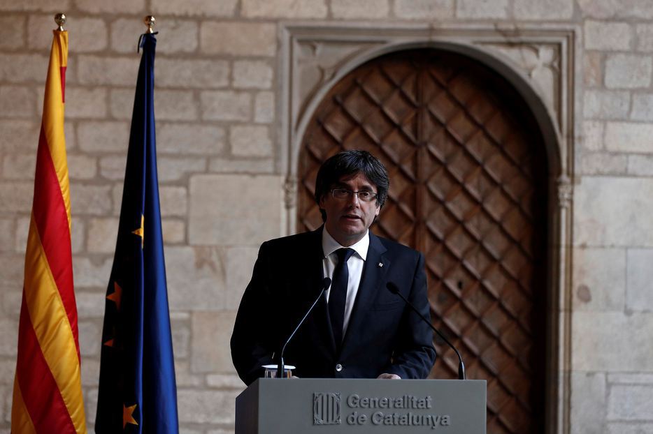 Continuă criza în Catalonia. Parlamentul regional a anulat sesiunea de alegere a unui nou lider: Puigdemont este singurul candidat potrivit