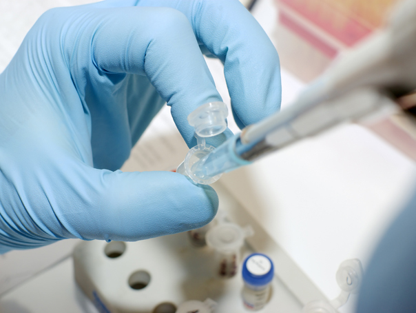 Gigantul francez Sanofi anunță a doua tranzacție într-o lună: Compania va achiziționa firma Ablynx pentru suma de 3,9 miliarde de euro