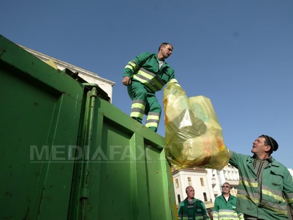 Taxa de salubrizare, dublată într-un sector din capitală. Primăria: Costurile de colectare a deșeurilor s-au mărit