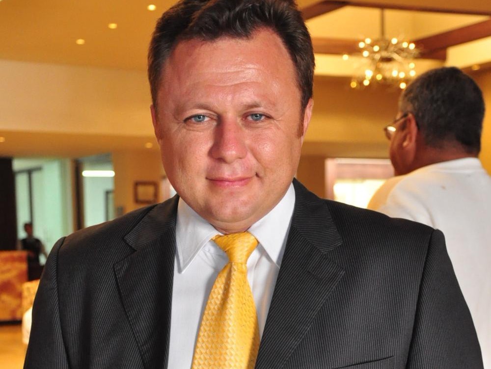 Fiul lui Dolănescu ales deputat în Costa Rica