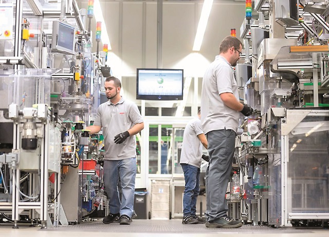 S-a TERMINAT cu programul de lucru de 8 ore pe zi, 5 zile pe săptămână! Decizia șoc luată de cea mai puternică țară europeană