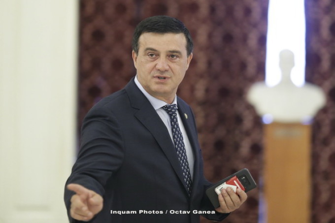 Noua sesiune parlamentară a început. Numărul 2 din PSD, înlocuit din conducerea Senatului
