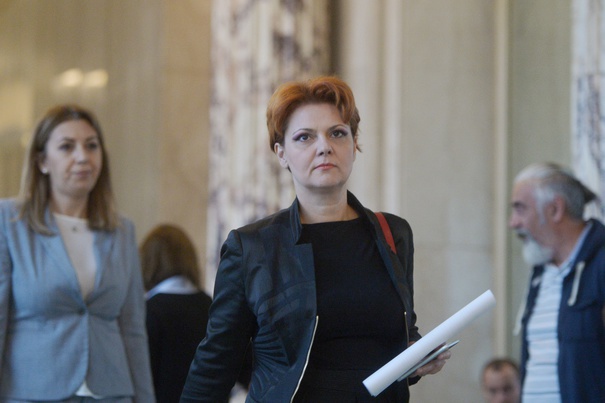 Ministrul Muncii, despre scăderea salariilor bugetarilor: S-a știut din mai 2017 că la aproximativ 3% dintre bugetari vor scădea salariile