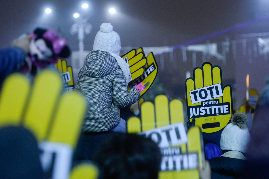 Protest masiv anunțat pentru această seară, în Piața Victoriei