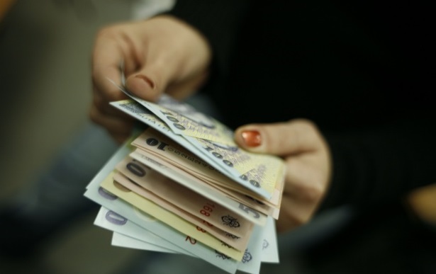 Și-au luat apartamente din indemnizația pentru creșterea copilului!