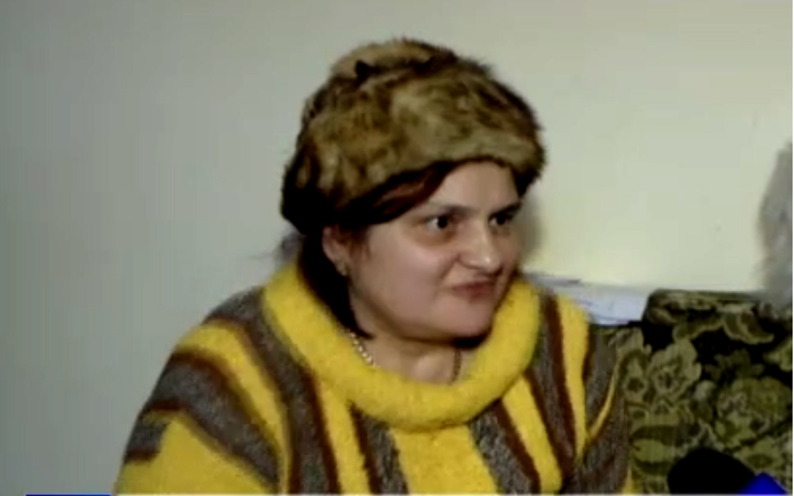 DOAR ÎN ROMÂNIA. Salariu de 14.000 de lei pentru directoarea unui azil de bătrâni care arată deplorabil și care nu are bani de investiții