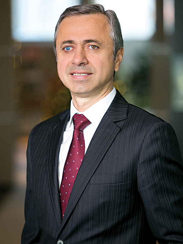 Noua miză a liderilor: digitalizarea angajaților