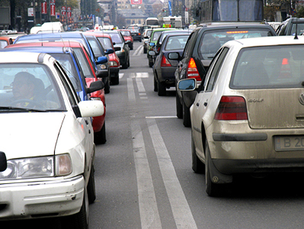 Jumătate din mașinile verificate în trafic de RAR anul trecut aveau probleme