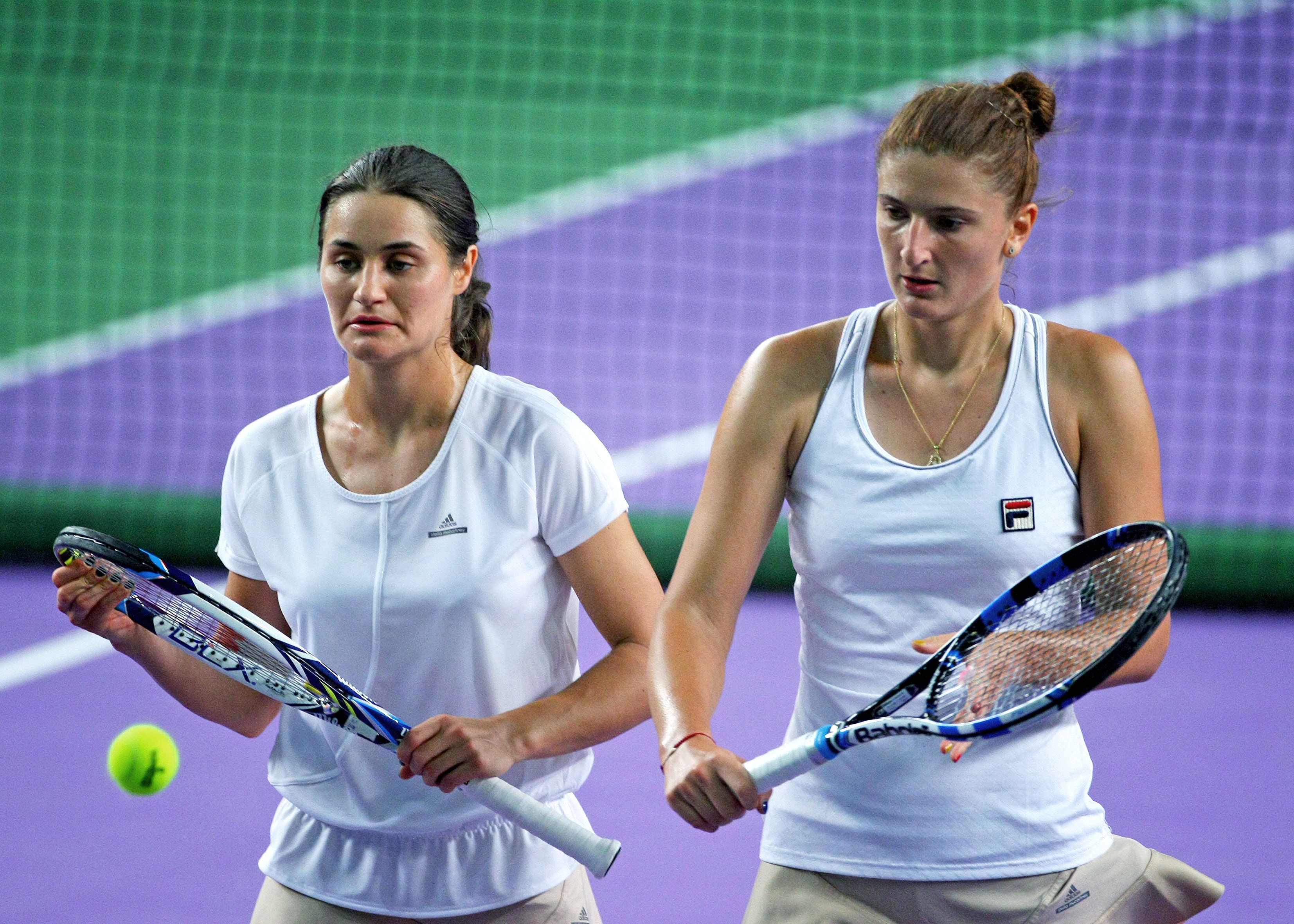 O lecție rară de modestie. Cum a fost surprinsă o sportivă în București, deși a câștigat milioane de dolari din tenis