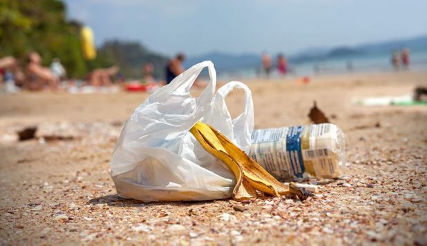 Eurostat: Românii generează cele mai puține deșeuri din plastic din Uniunea Europeană