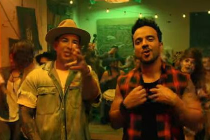 "Despacito” a căzut pradă hackerilor. Cel mai vizionat videoclip din istorie a dispărut de pe YouTube