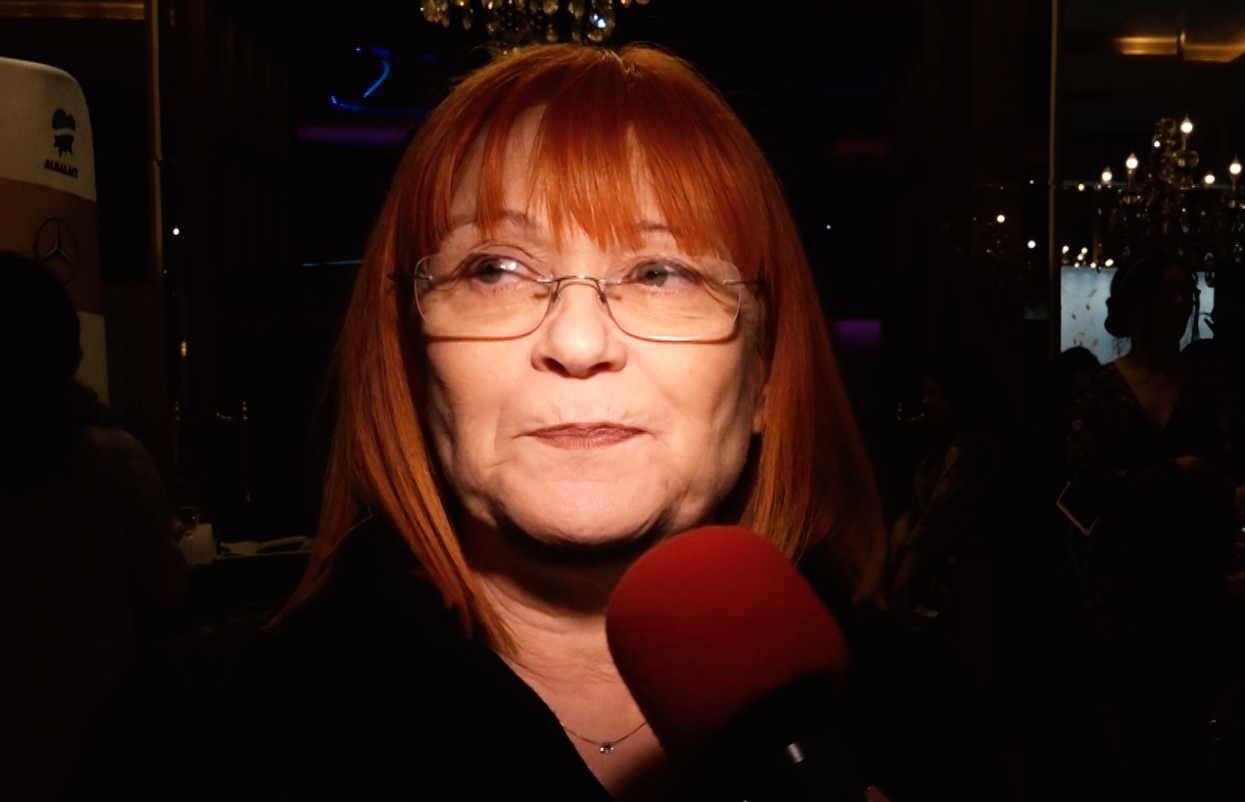 Un singur sfat pentru tinerii care își încep acum activitatea? Anca Bidian: "Să și-o înceapă."