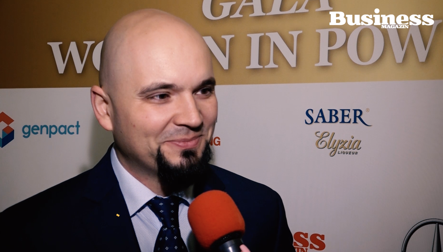 Romulus Oprica: "Cred că-mi plac mai mult bancurile spuse de misogini"