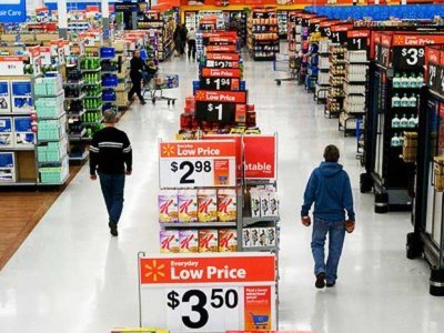 Vânzări anuale de 500 de miliarde de dolari. Retailerul Walmart rămâne cea mai mare corporație americană și demonstrează că retailul tradițional nu a murit
