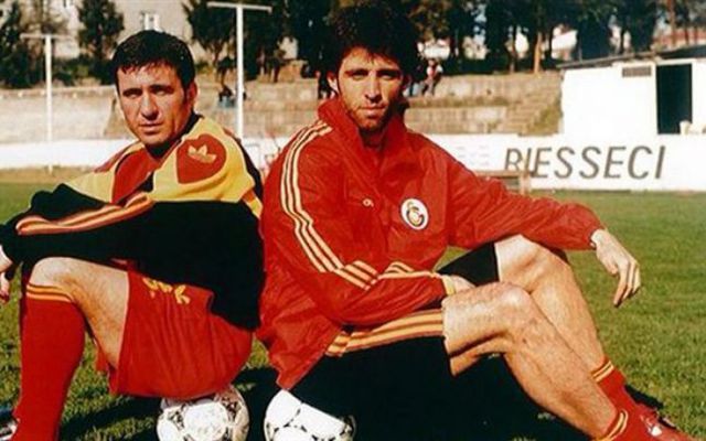 Povestea incredibilă a celui mai mare atacant al Turciei, care a jucat cu Hagi la Galatasaray: Pentru a nu fi băgat în închisoare de Erdogan, Hakan Sukur a fugit în America, iar acum face cafea ?