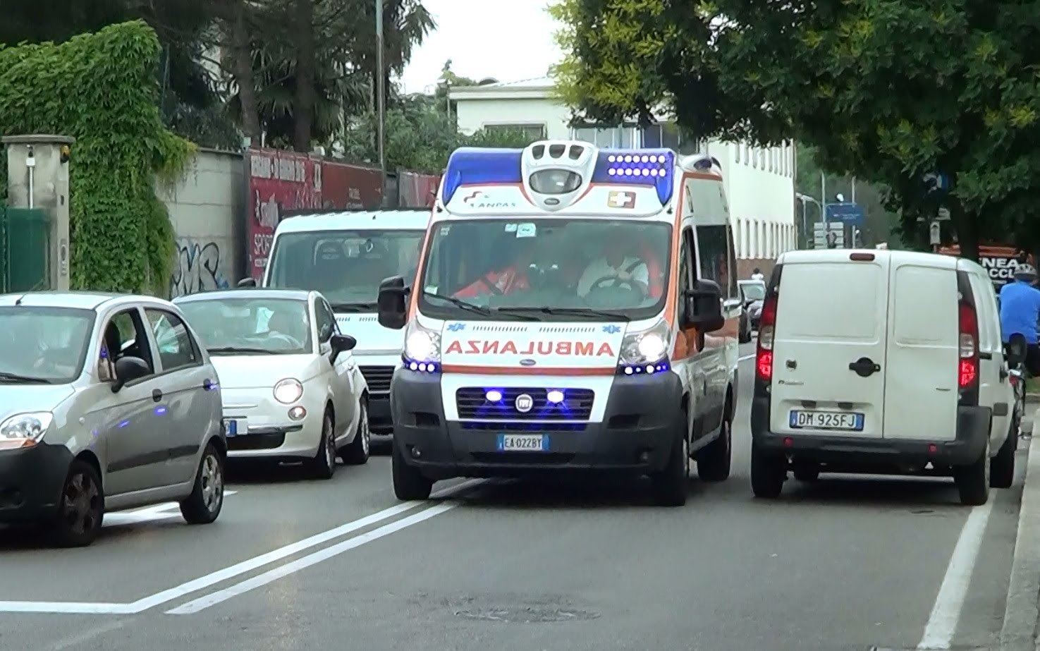 Explozie în Roma: Un autobuz de pasageri a explodat, ca urmare a unui incendiu