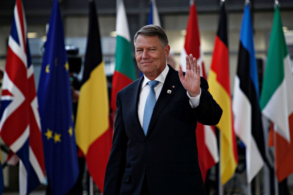 Iohannis, lovitură majoră pentru Guvern: PSD amanetează viitorul țări. Este IMPERIOASĂ demisia doamnei Dăncilă