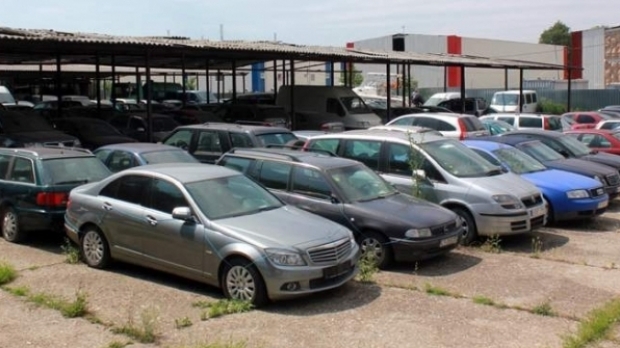 ANAF vinde mașini cu prețuri foarte mici. Iată cum poți să participi la licitatii