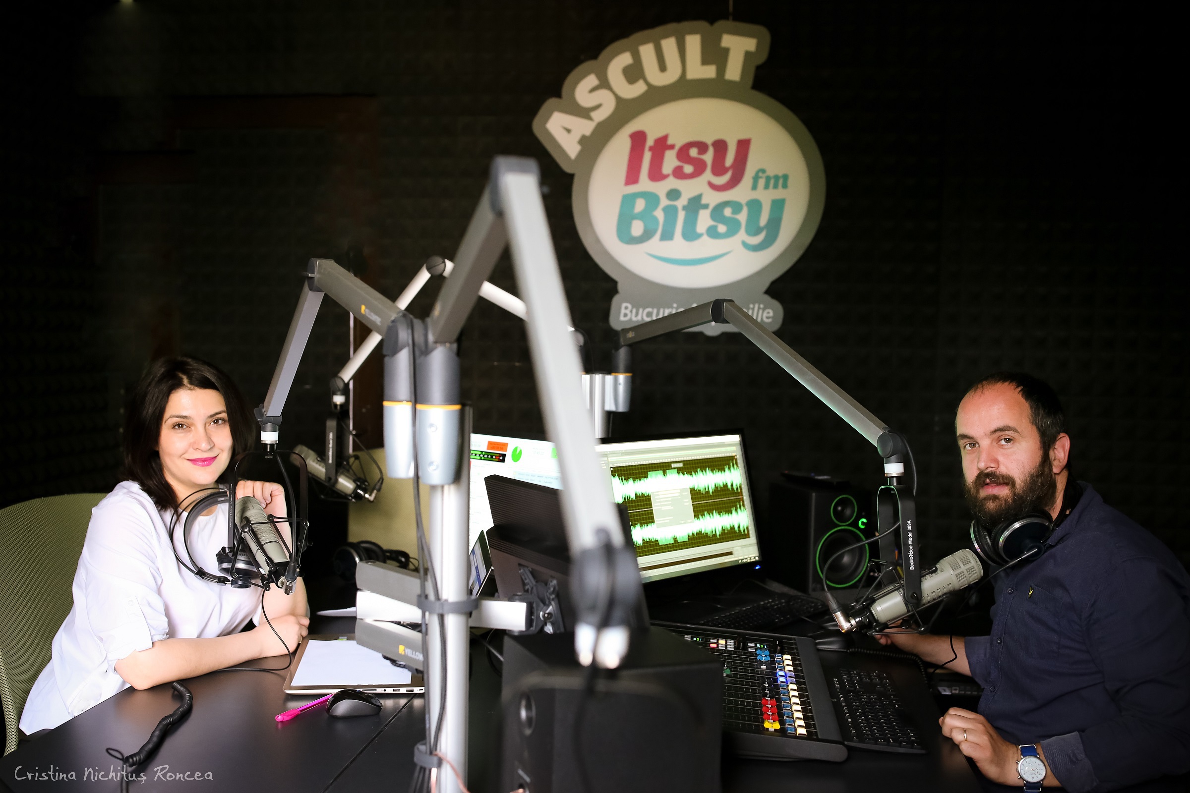 Investiții de peste 100.000 de euro în modernizarea studioului postului de radio Itsy Bitsy FM