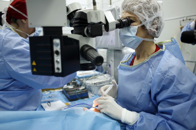 Directorul economic al unui spital privat din Constanța: Sunt chirurgi care câștigă și 15.000 de euro pe lună