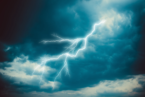 ALERTĂ METEO. Cod galben de furtună în Capitală și în alte cinci județe