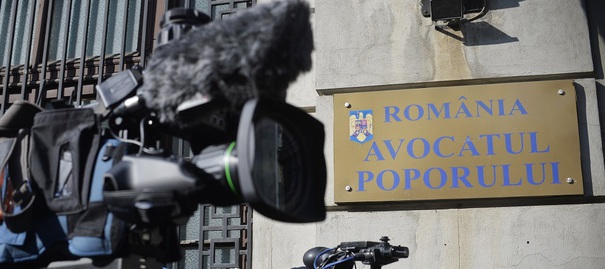 Deputații au votat pensii speciale pentru Avocatul Poporului și adjuncții săi