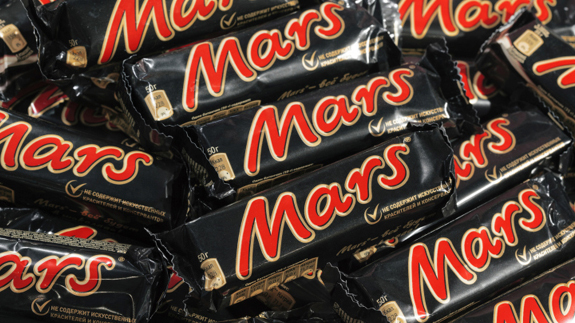 Mars vrea să facă dulciuri „mai sănătoase”. Cel mai mare producător de ciocolată din lume pariază 1 miliarde de dolari pe un sistem de producție mai „verde” și se îndreaptă spre mic