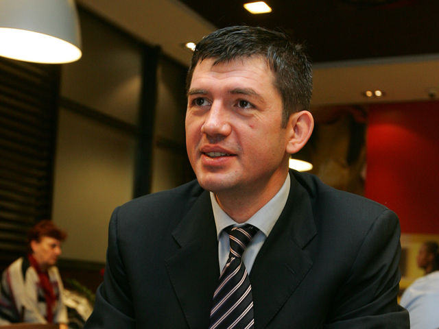Cât rezistă un angajat la McDonald’s România înainte de a pleca: între 2 ore și 90 de zile