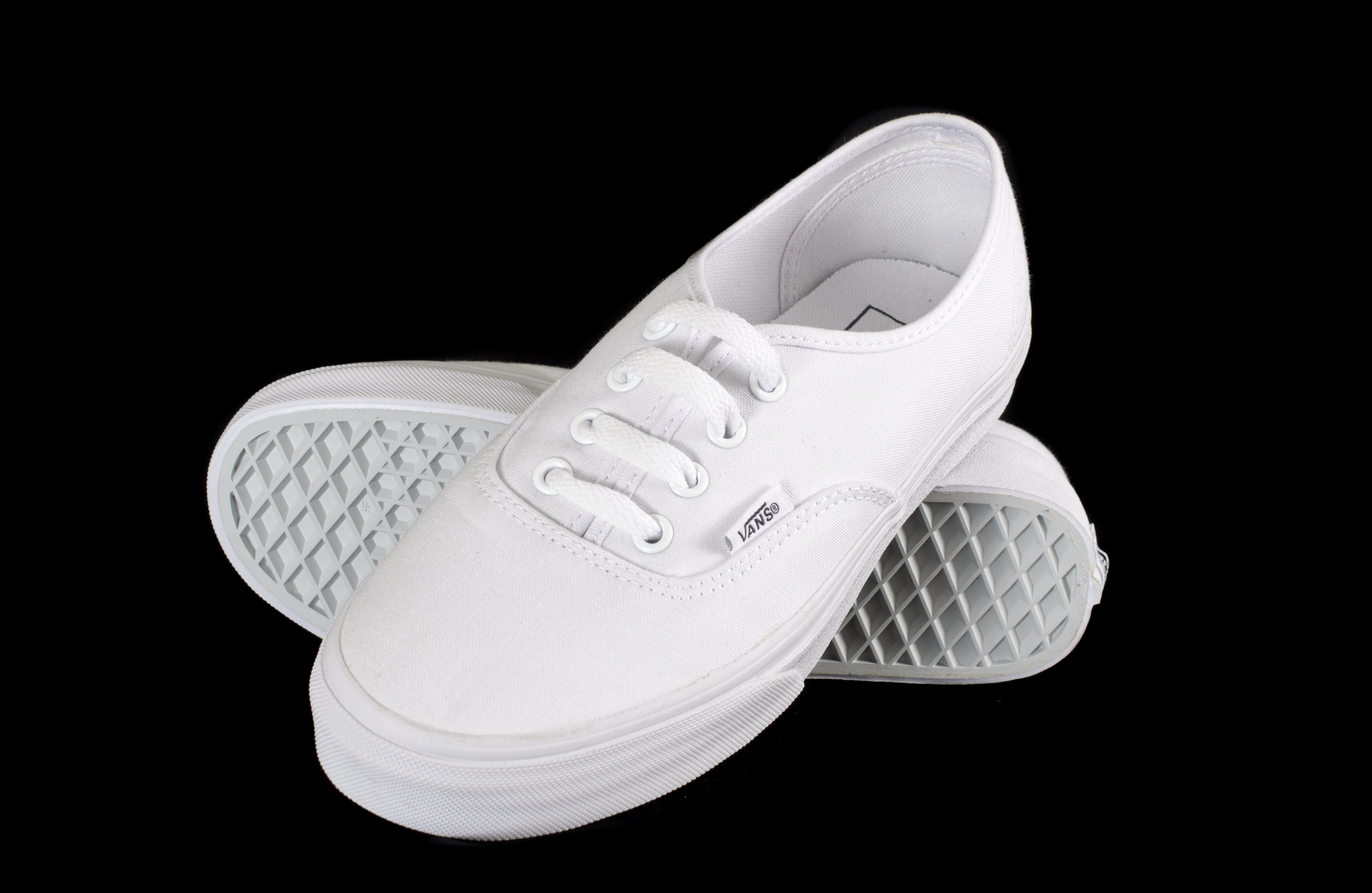 Vânzările Vans sunt din ce în ce mai mari: Compania a înregistrat venituri mai mari cu 35% în al doilea trimestru