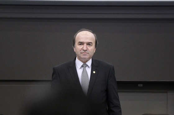 BREAKING Tudorel Toader nu vrea niciunul dintre candidații pentru șefia DNA. Procedura va fi reluată