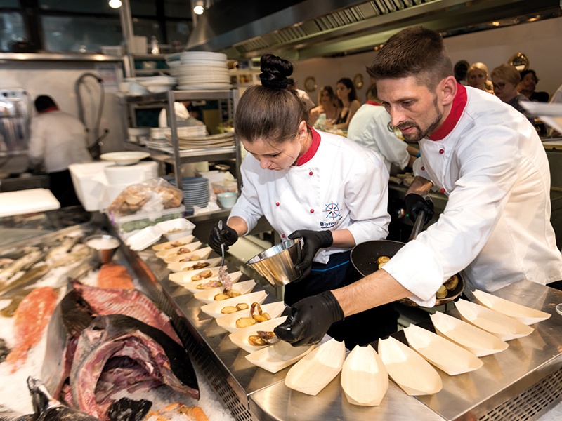 Noua atracție din piața Floreasca: restaurantul cu specific pescăresc BistroMar