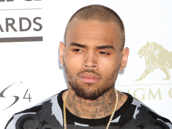 Rapperul Chris Brown a fost arestat la finalul unui spectacol