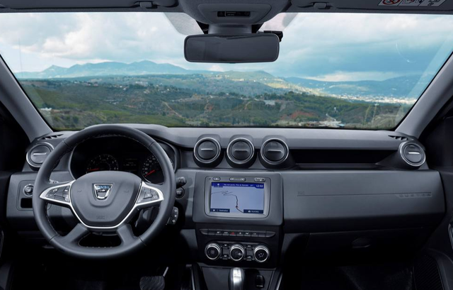 Lovitură de teatru: Francezii renunță să mai producă Duster cu transmisie automată la Mioveni, adică 5% din producția totală. Motivul: Consumul de motorină este prea mare și mașina devine