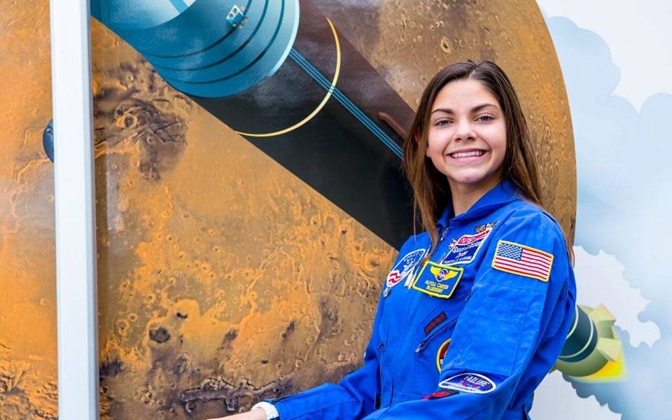 Primul om care o să ajungă pe planeta Marte este o tânără de 17 ani. Ce a determinat-o să accepte această misiune