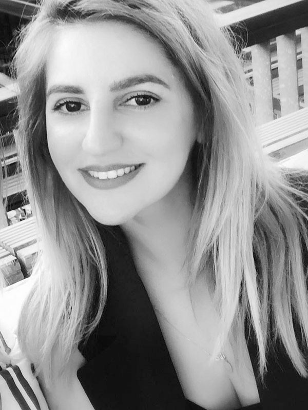 Opinie Mara Eliza Barza: "Trenduri în comunicare: Personal branding și inteligență artificială"