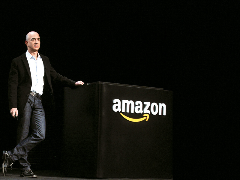 Vânzări record pentru Amazon: Retailerul a încasat peste 4 miliarde de dolari în 36 de ore
