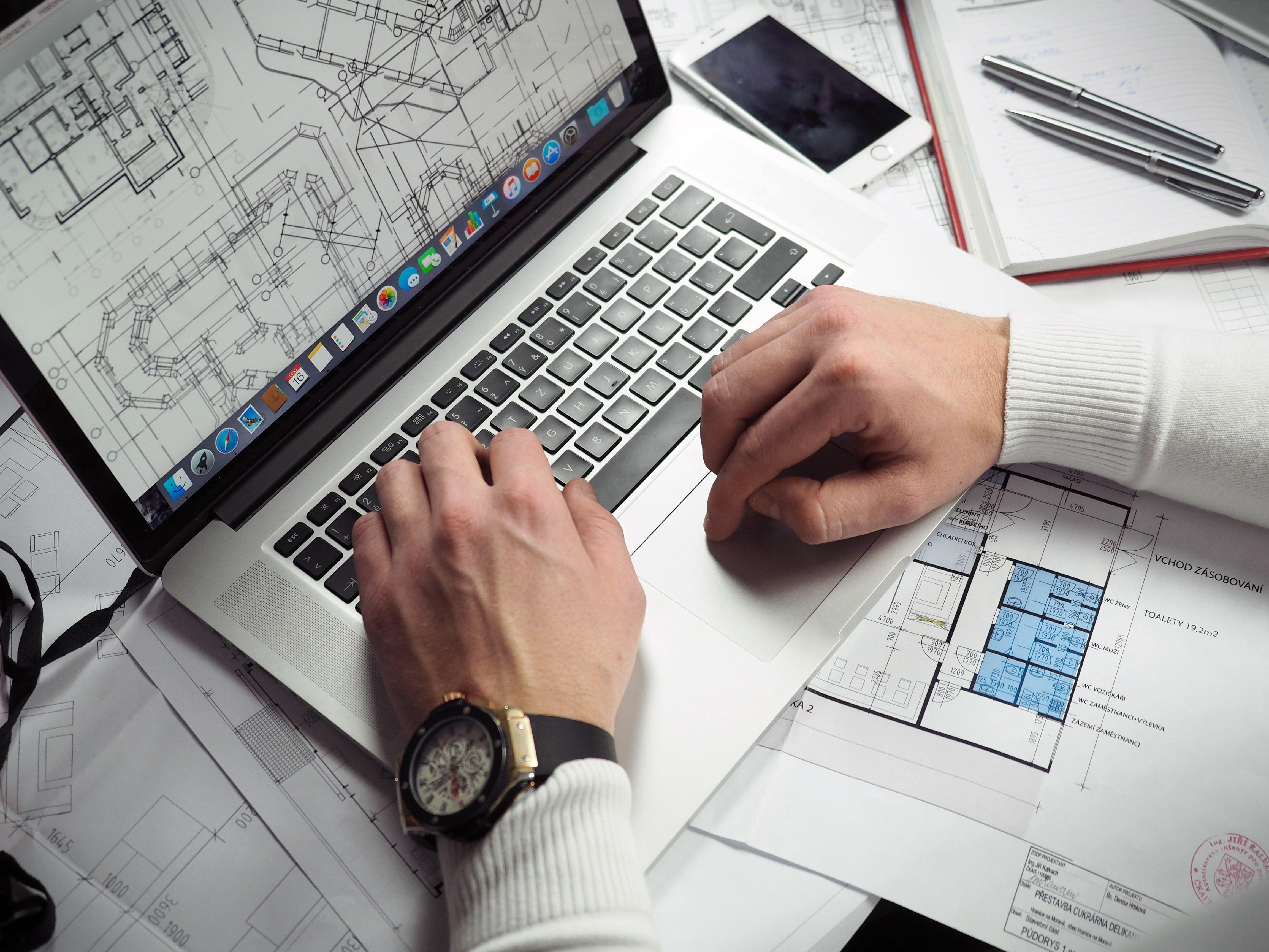 Deloitte: Crește interesul pentru tehnologii emergente în România