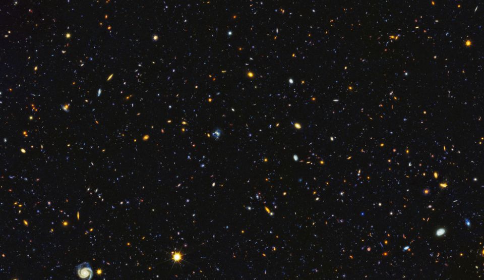 Telescopul spațial Hubble a suprins o imagine ce conține 15.000 de galaxii
