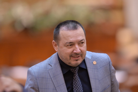Cătălin Rădulescu o atacă pe Firea: Nu este DIVĂ hollywoodiană ca să ne spună ce să facem