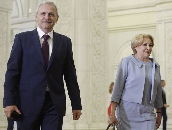 Dragnea discută la Guvern cu premierul Dăncilă, după ce Iohannis a suspendat ședința CSAT/ Teodorovici: Amânarea rectificării bugetare, efecte negative pe salarii