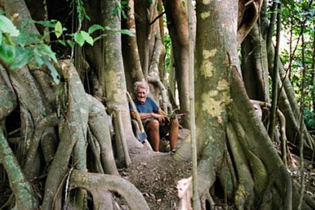 Povestea incredibilă a adevăratului ''Tarzan'', fiul unei prințese din Rusia, care s-a retras în sălbăticie în urmă cu 60 de ani
