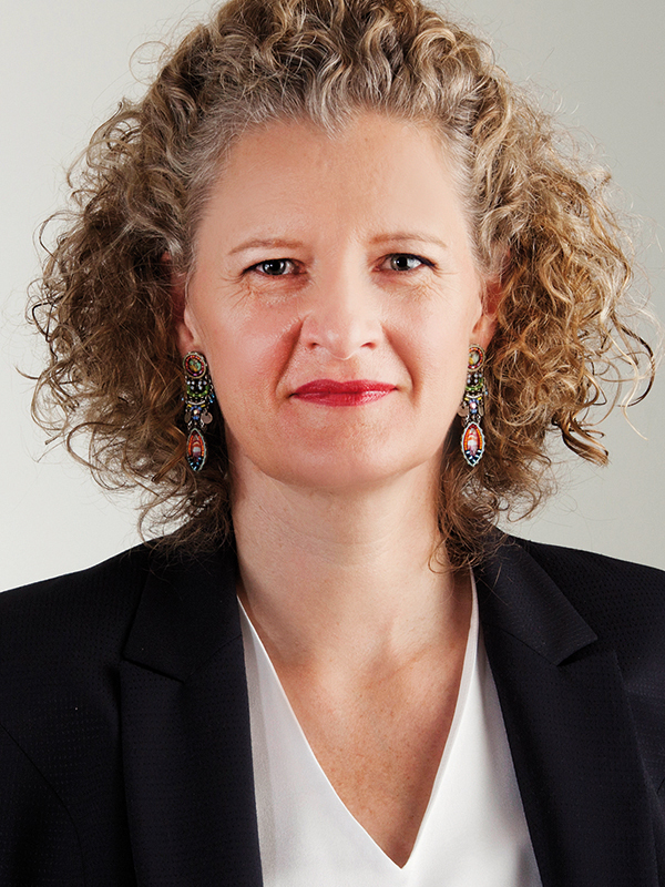 Opinie - Prof. Barbara Stöttinger, Profesor de marketing internațional și Decan al WU Executive Academy din Viena: "Cinci lecții despre marketingul viitorului"