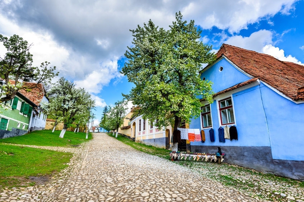 5 sate superbe din România, unde poți petrece o vacanță rurală de vis