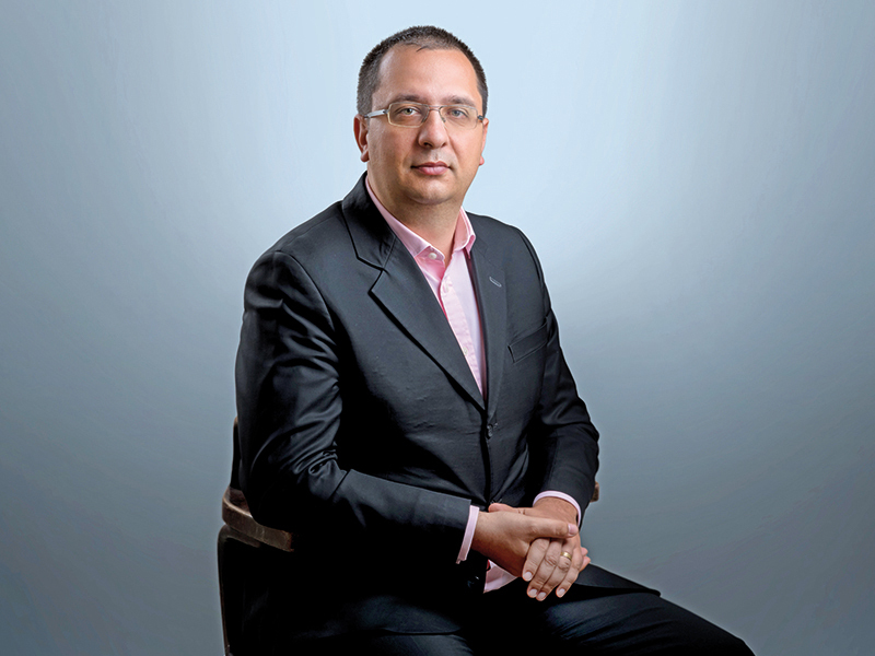 Opinie Vlad Năstase - consultant financiar și CEO Concilium Consulting: "Arta negocierii cu o bancă"