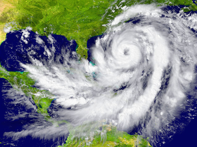 Fenomene meteo EXTREME. Schimbările climatice devin dramatice, iar investitorii speră să se îmbogățească din asta